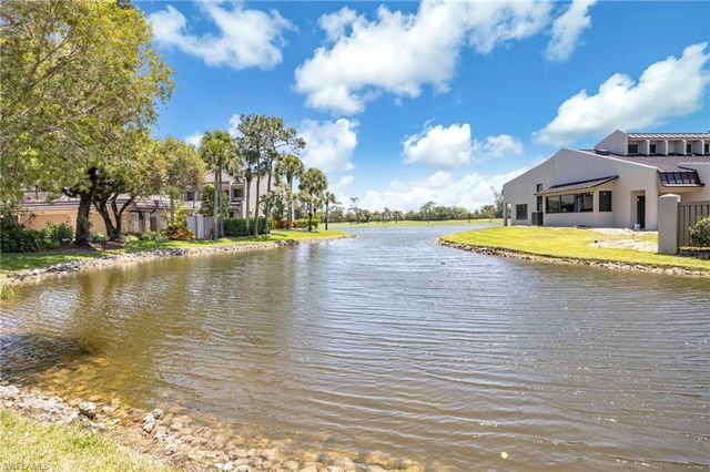 144 Bears Paw TRL, Naples, FL 34105