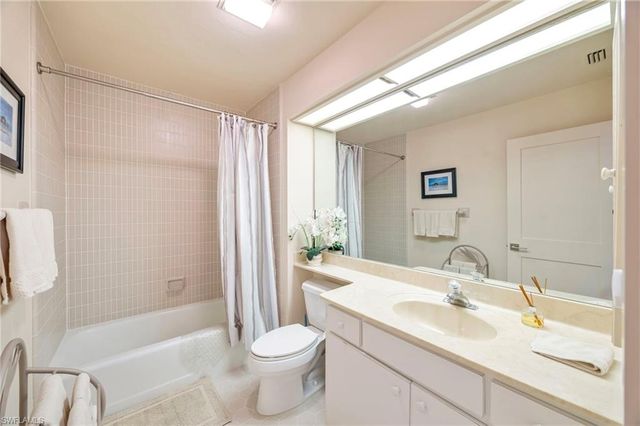 144 Bears Paw TRL, Naples, FL 34105