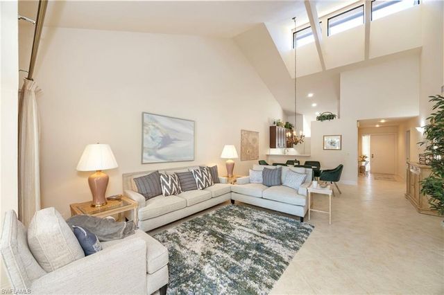 144 Bears Paw TRL, Naples, FL 34105