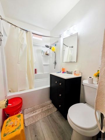 819 Raven Street, San Diego, CA 92102