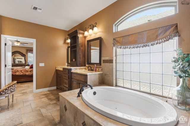 2909 S SHEPHERDS GLEN, Wichita Falls, TX 76308