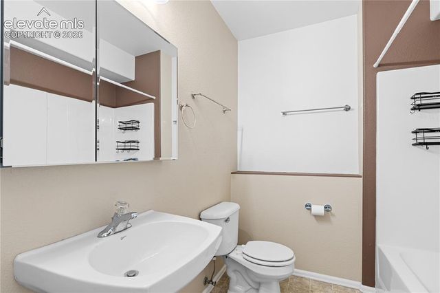 1501 N Gentry Lane, Pueblo West, CO 81007