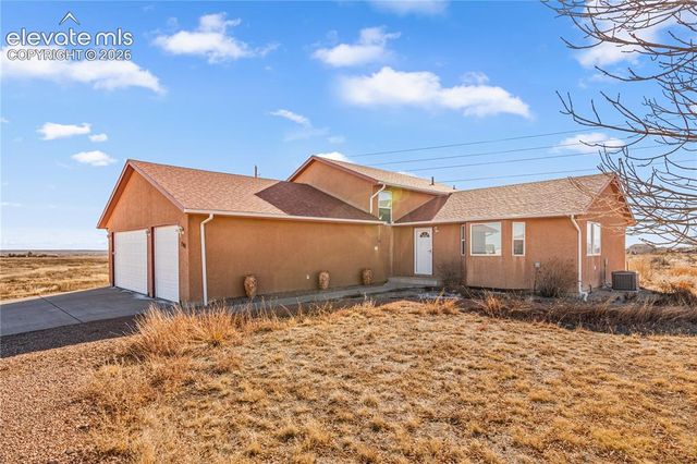 1501 N Gentry Lane, Pueblo West, CO 81007