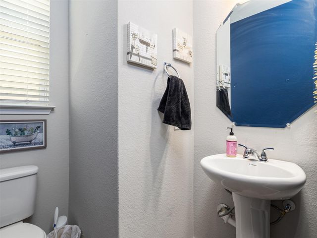 121 Graver ST, Georgetown, TX 78626