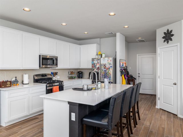 121 Graver ST, Georgetown, TX 78626