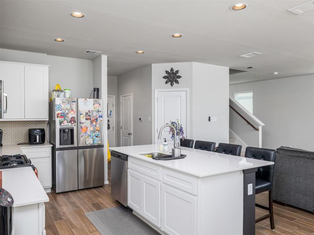 121 Graver ST, Georgetown, TX 78626
