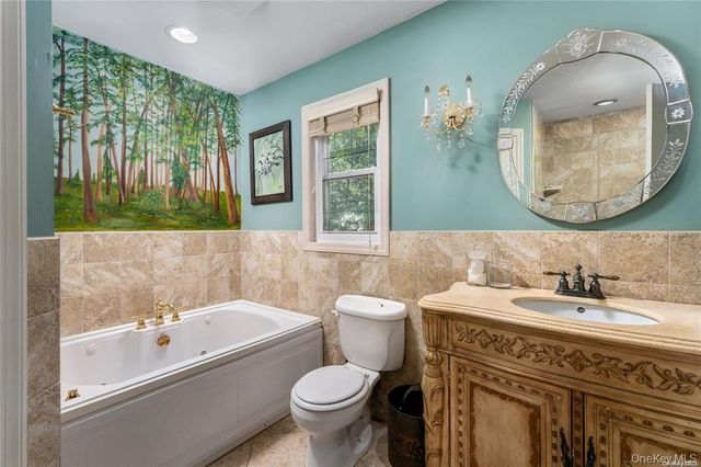 107 Red Oak Court, Port Jefferson, NY 11777
