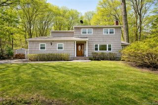107 Red Oak Court, Port Jefferson, NY 11777