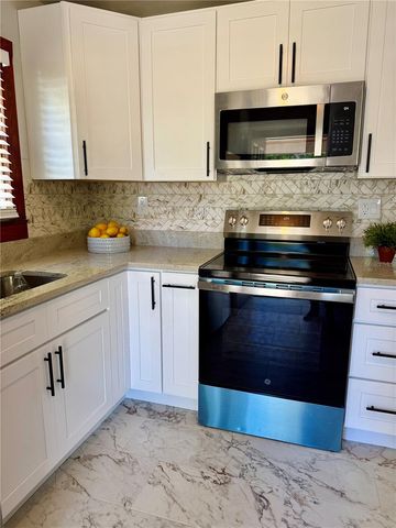 333 S GROVE STREET, Eustis, FL 32726