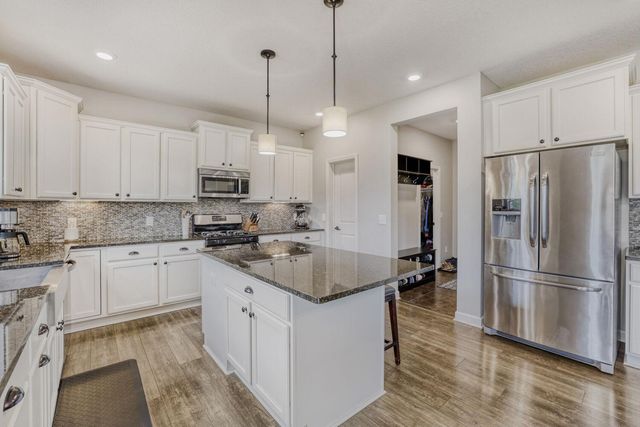 6799 Jensen Avenue S, Cottage Grove, MN 55016
