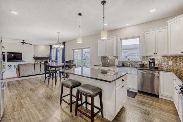 6799 Jensen Avenue S, Cottage Grove, MN 55016