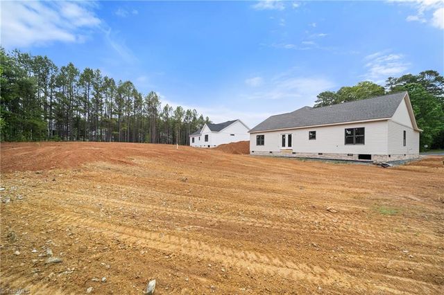 434 Potters Landing, Denton, NC 27239