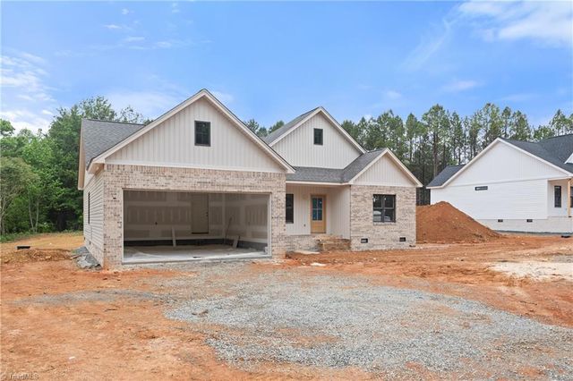 434 Potters Landing, Denton, NC 27239