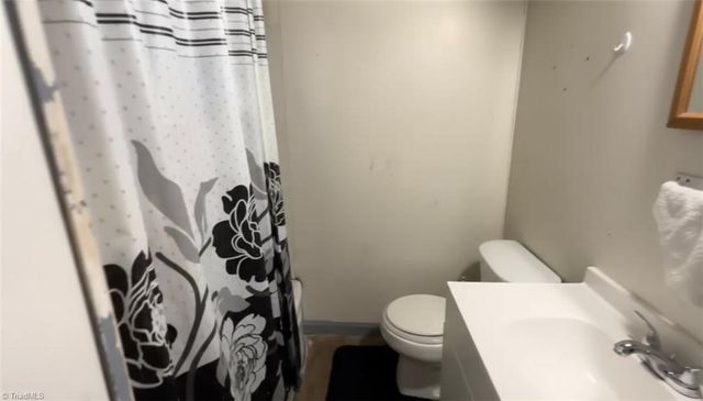 1216 Lolly Lane, Greensboro, NC 27405