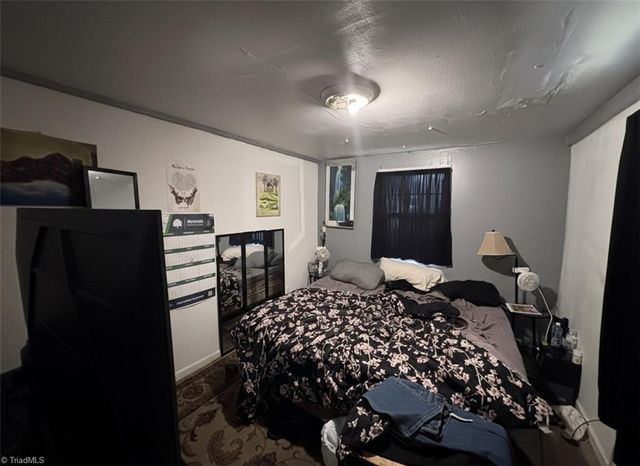 1216 Lolly Lane, Greensboro, NC 27405