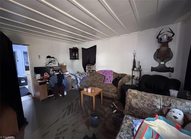 1216 Lolly Lane, Greensboro, NC 27405