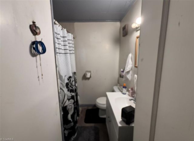 1216 Lolly Lane, Greensboro, NC 27405