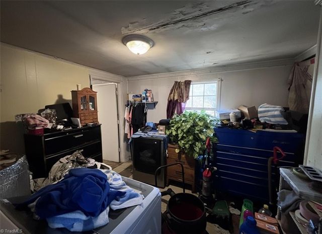 1216 Lolly Lane, Greensboro, NC 27405