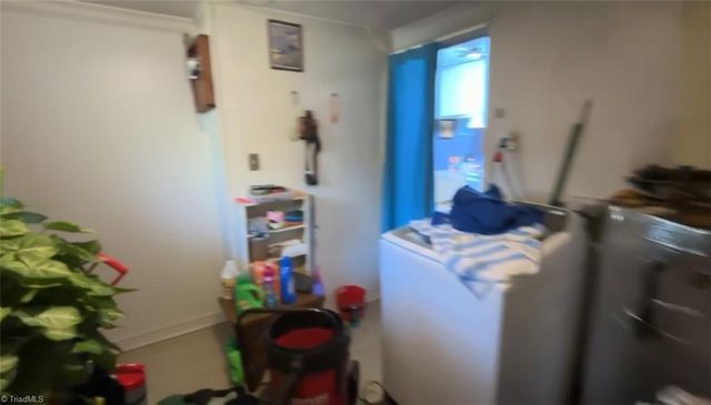 1216 Lolly Lane, Greensboro, NC 27405