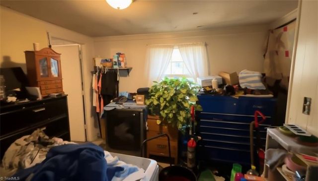 1216 Lolly Lane, Greensboro, NC 27405