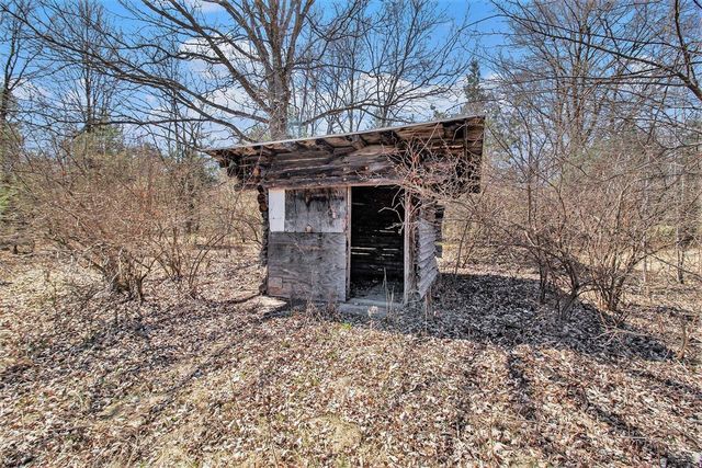 3335 E Tyler Road, Twin Lake, MI 49457