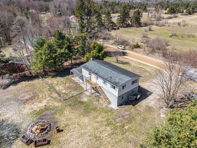 3335 E Tyler Road, Twin Lake, MI 49457