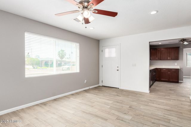 2034 E DON CARLOS Avenue, Tempe, AZ 85281