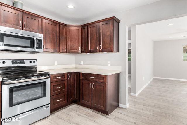 2034 E DON CARLOS Avenue, Tempe, AZ 85281