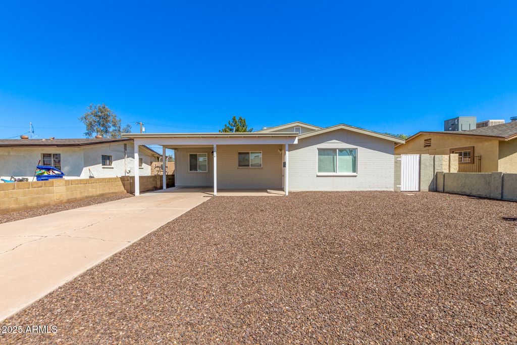 2034 E DON CARLOS Avenue, Tempe, AZ 85281