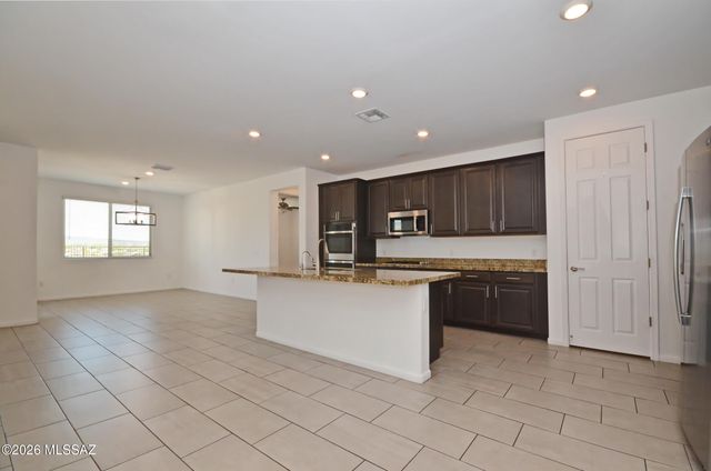 12960 E Pantano View Drive, Vail, AZ 85641
