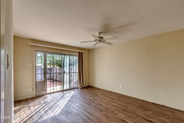 5922 N Placita Del Conde, Tucson, AZ 85718