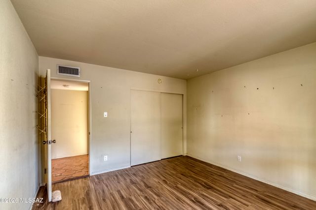 5922 N Placita Del Conde, Tucson, AZ 85718