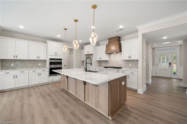 433 Bingham And Parks Road, Advance, NC 27006