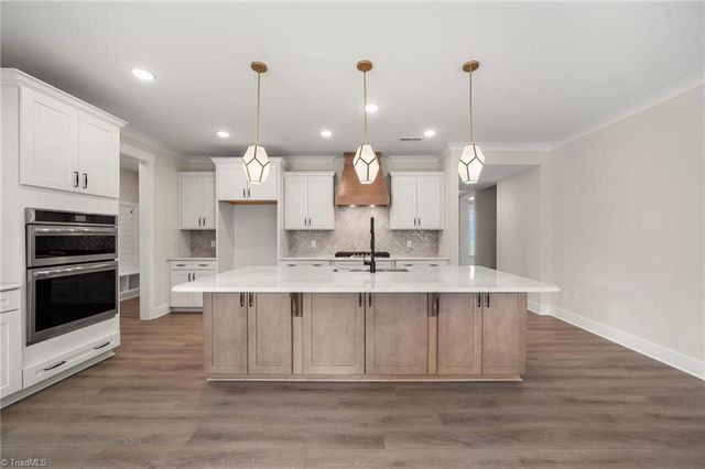 433 Bingham And Parks Road, Advance, NC 27006