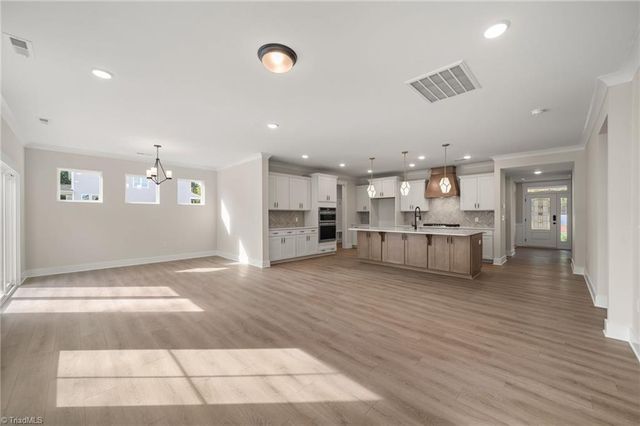 433 Bingham And Parks Road, Advance, NC 27006