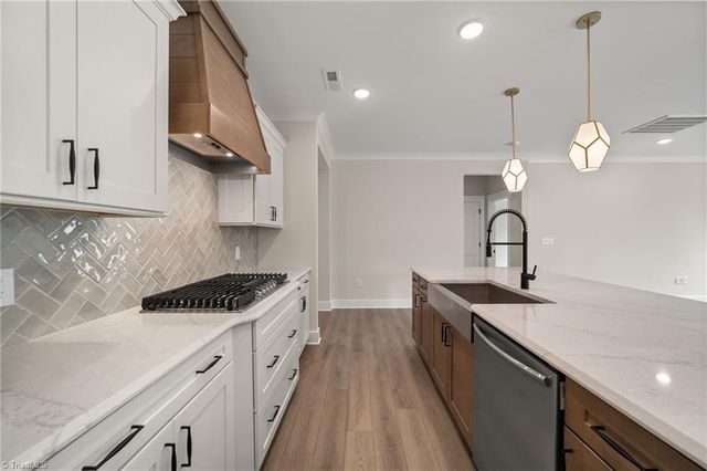 433 Bingham And Parks Road, Advance, NC 27006