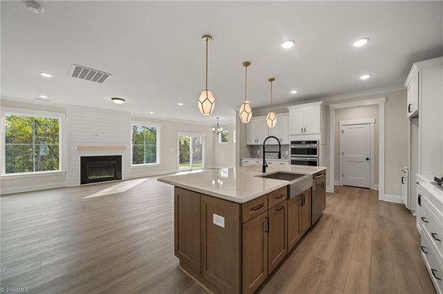 433 Bingham And Parks Road, Advance, NC 27006