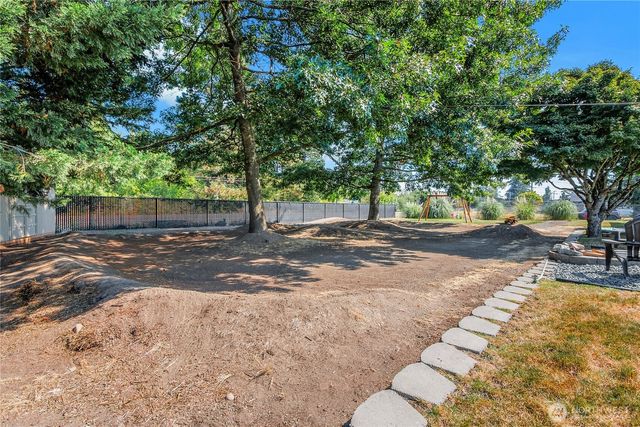 10408 23rd Avenue E, Tacoma, WA 98445