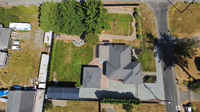 10408 23rd Avenue E, Tacoma, WA 98445