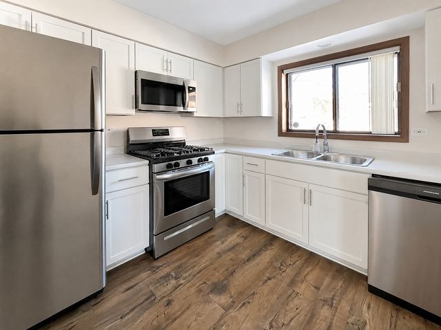 15800 PEGGY Lane 2, Oak Forest, IL 60452