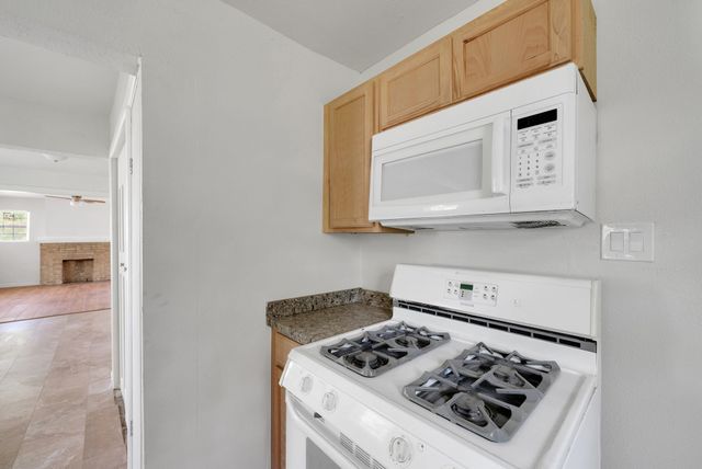 1320 Missouri Avenue, Fort Worth, TX 76104