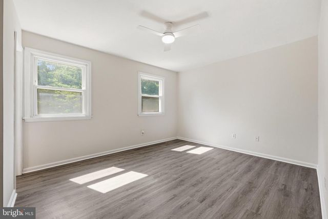 8215 VIRGINIA LN, Frederick, MD 21704