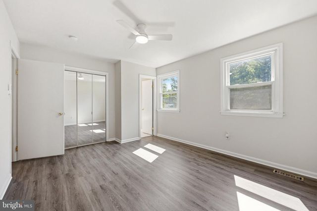 8215 VIRGINIA LN, Frederick, MD 21704