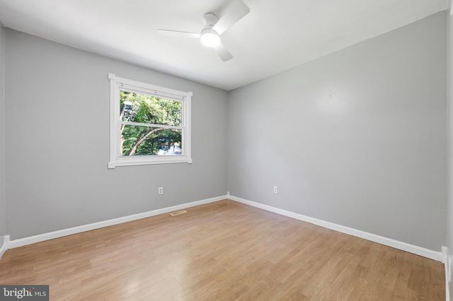 8215 VIRGINIA LN, Frederick, MD 21704