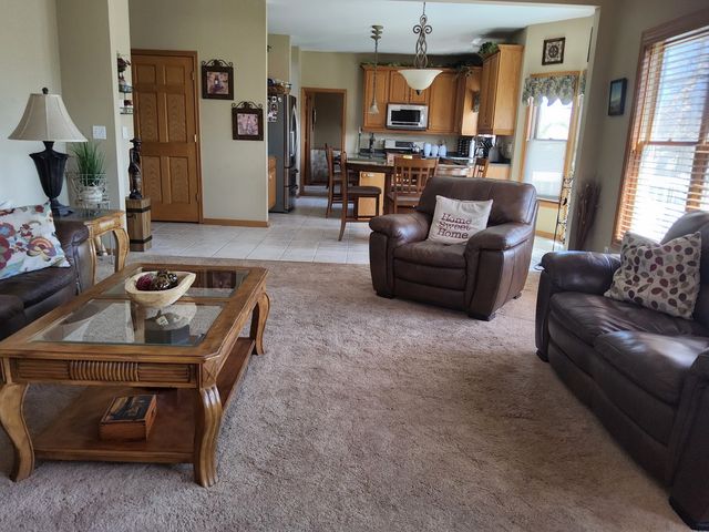 N775 W Curtis Square, Geneva, IL 60134