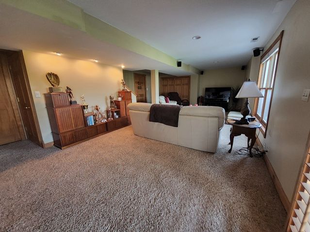 N775 W Curtis Square, Geneva, IL 60134