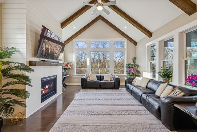 2026 Conductor Ln, Thompsons Station, TN 37179