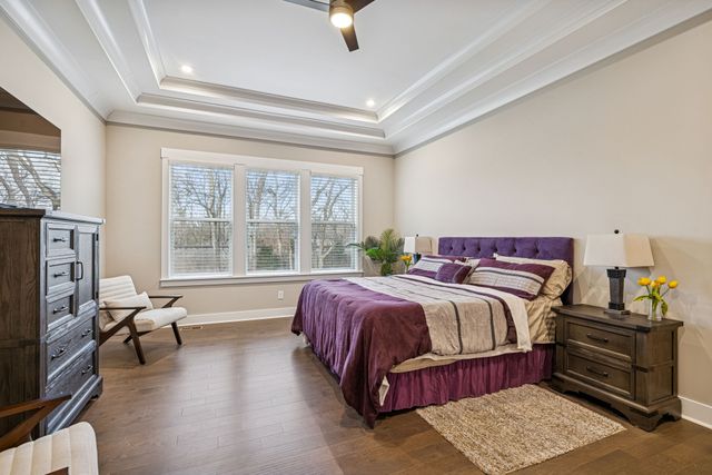 2026 Conductor Ln, Thompsons Station, TN 37179