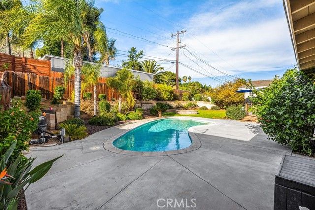 7281 Font, Jurupa Valley, CA 92509