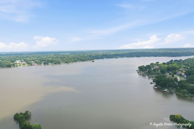 4115 Westwood Drive, Wonder Lake, IL 60097